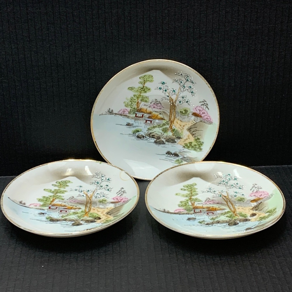 Vintage Made In Japan Decorative Plates Mount Fuji Asian Landscape Set‎ of 3
